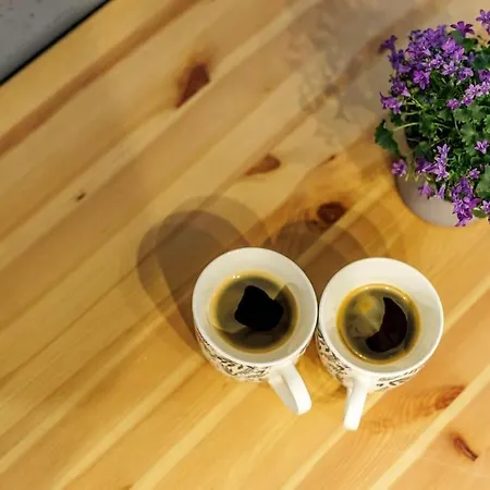 Jan's Urban Retreat شقة